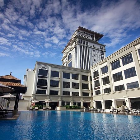 Hotel Perdana Kota Bharu Exterior foto